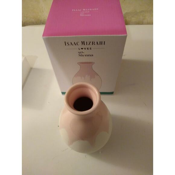 Issac Mizrahi Loves xo, Sienna Vase New in Box - Picture 3 of 6
